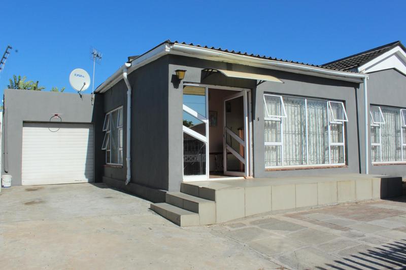 5 Bedroom Property for Sale in Churchill Estate Western Cape